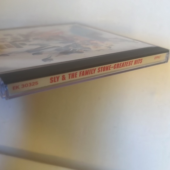 CD Sly & The Family Stone Sly & Family Stone Hits Good Used - Picture 4 of 7